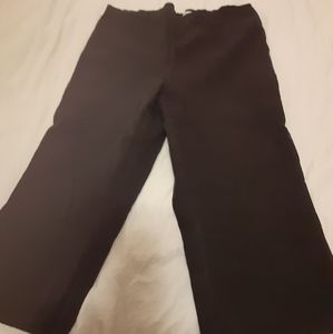White Stag Black Stretch Capris Size Large